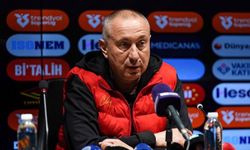 Stanimir Stoilov: 'Duran toplardan gol yediğimiz için mutlu değiliz'