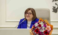 Fatma Şahin, başarılı sporcularla bir araya geldi