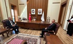 Gaziantep Valisi Kemal Çeber, koltuğunu Eylül Lina Yıldız'a devretti