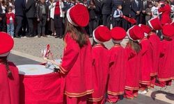 Gaziantep'te 23 Nisan kutlamalarında CHP'den tepki çeken protesto!