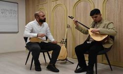 Gaziantepli Görme engelli Umut, Aşık Veysel'in yolundan gidiyor