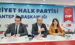 CHP Gaziantep Heyeti saatlerce asansörde mahsur kaldı