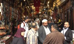 Gaziantep'in tarihi çarşılarında bayram yoğunluğu