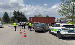 Gaziantep'te feci kaza! Otomobil tıra arkadan çarptı: 1 ölü, 4 yaralı