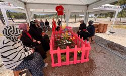 Kahramanmaraş'ta okul saldırısında hayatını kaybetmişti! Almina'nın mezarı pembeye boyandı...