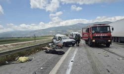 Gaziantep'te TAG Otoyolu'nda tır hafif ticari araca arkadan çarptı: 2 ölü, 2 yaralı