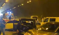 TAG Otoyolunda 6 aracın karıştığı zincirleme kazanın araç içi kamera görüntüsü ortaya çıktı
