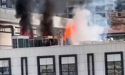 Gaziantep'te inşaatı devam eden hükümet konağı çatısında korkutan yangın!