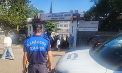 Şahinbey zabıta ekipleri LGS'de öğrencilerin yanında oldu