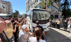 Buca Belediyesi'ne yolsuzluk operasyonu! Şüpheliler hastaneye sevk edildi...