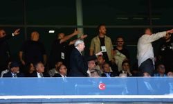 Fenerbahçe olağanüstü seçimli genel kurulunda arbede çıktı