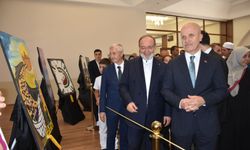 Filistinli öğrencilerin resimleri, "Şahinbey Millet Camiinde" sergileniyor
