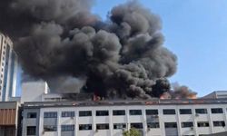 Gaziantep'te iş merkezi yangını kontrol altına alındı