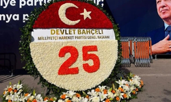 MHP Lideri Bahçeli'den AK Parti'nin 25. yılına özel çelenk