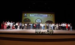 Şahinbey'de Evlilik Okulu'nu tamamlayan 951 çift sertifikalarını aldı