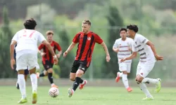 Gaziantep FK, Çorum FK maçı öncesi U-19 ile prova yaptı