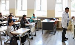 Veli ziyaretlerinde yeni dönem! Öğretmen görüşmeleri artık randevuyla yapılacak