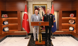 TBMM İdare Amiri Sermet Atay’dan Tuğgeneral Uğurlu’ya hayırlı olsun ziyareti