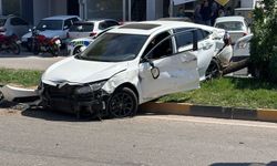 Gaziantep'te otomobil ile beton mikseri çarpıştı: 4 yaralı