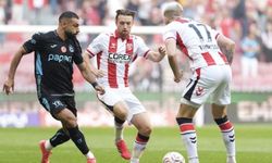 Karadeniz derbisinde kazanan Trabzonspor 3-0