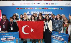 Gaziantep'te 8. Uluslararası Türk Dünyası Bilim ve Kültür Şenliği ödülleri sahiplerini buldu