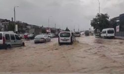 Gaziantep'te etkili olan sağanak hayatı olumsuz etkiledi