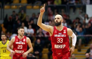Gaziantep Basketbol, Zeljko Sakic'i renklerine bağladı