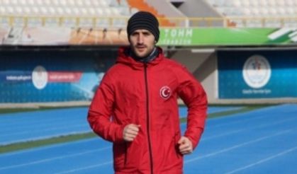 Görme engelli milli atlet Hakan Cira'nın hedefi olimpiyatta Türk bayrağını dalgalandırmak