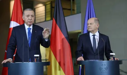 VİDEO HABER / Cumhurbaşkanı Erdoğan’dan Alman gazeteciye ince ayar! Öyle bir cevap verdi ki!