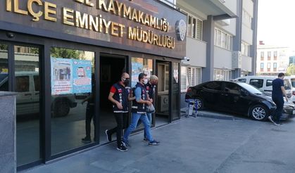 Komşuları olan baba ve kızını öldüren anne ile oğluna toplam 85 yıl hapis
