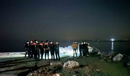 Balık tuttum diye sevinirken canından oldu