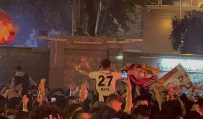 Galatasaray’ın şampiyonluğunda dikkat çeken kutlama