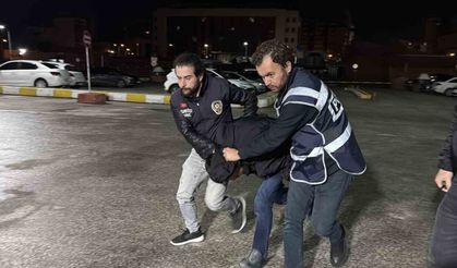 İki kardeşi öldürmüştü! Kardeşlerin katili sağlık kontrolünden geçirildi