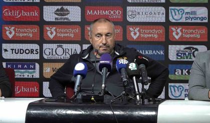 Stanimir Stoilov: "6 gol kalenizde görürseniz o zaman 3 gol atsanız bile bu yeterli olmuyor"