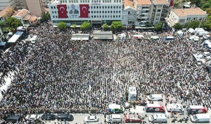Binlerce Manisalı, Ferdi Başkanlarını gözyaşlarıyla uğurladı