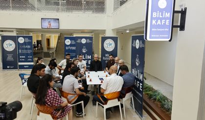 Gaziantep'te Bilim Kafe zamanı! GİBTÜ’de gençlerle buluştu