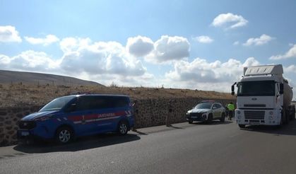 Kilis-Gaziantep karayolunda motosiklet kazası: 2 yaralı