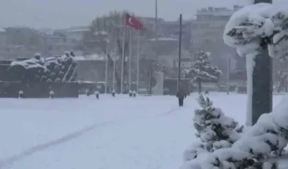 Gaziantep'te yeni yılın ilk saatlerinde kar var! Yılbaşı Gecesi Kar Geliyor