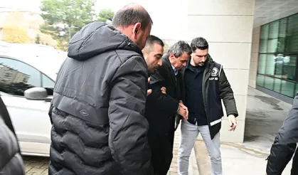 Avukatlık bürosunda kadını öldüren, gelinini de ağır yaralayan zanlı adliyede