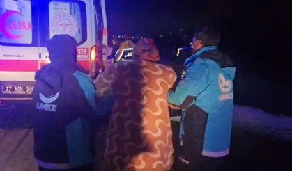 Gaziantep'te UMKE karlı yolları aşarak 40 haftalık hamileyi hastaneye yetiştirdi