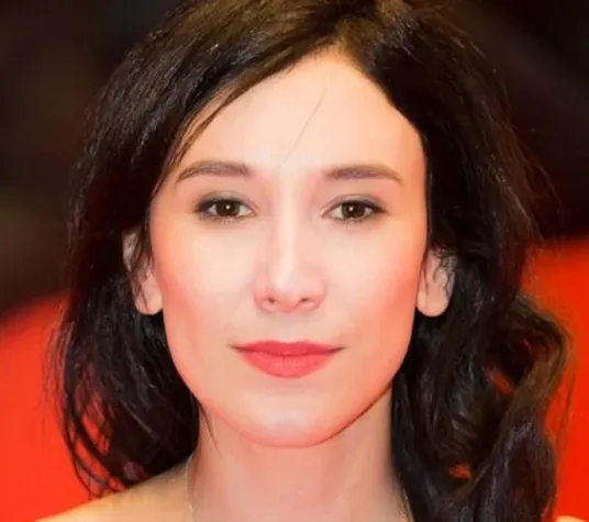 Türk asıllı Alman oyuncu Sibel Kekilli evlendi! Eşini ilk kez paylaştı