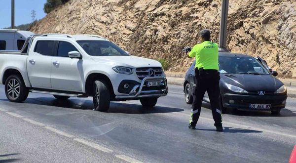 Dilan Çıtak hanım kendinize gelin! Dilan Çıtak karıştığı kavgalarla gündemden düşmüyor