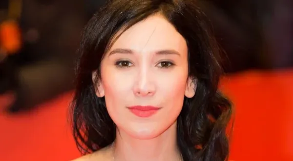 Türk asıllı Alman oyuncu Sibel Kekilli evlendi! Eşini ilk kez paylaştı