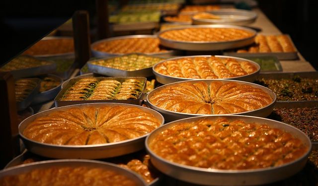 Dünya’nın tadı damakta bıraktıran tatlıları açıklandı! Türkiye’den 6 tatlı listeye girdi…