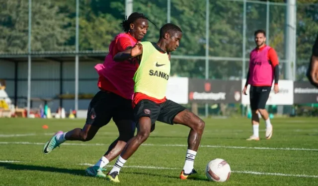 Gaziantep FK'de 13 futbolcunun sözleşmesi bitti