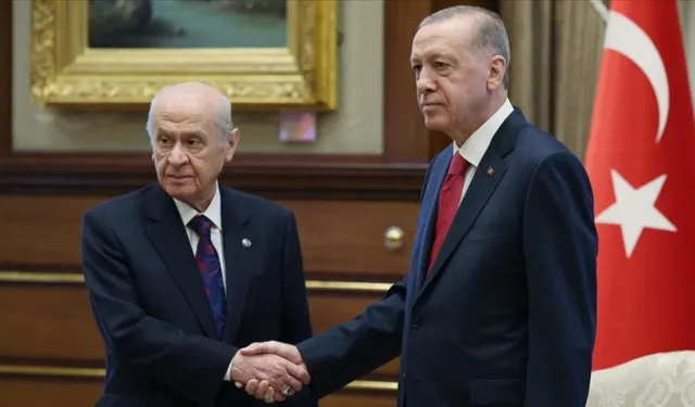 Devlet Bahçeli'den Cumhurbaşkanı Erdoğan'a destek mesajı