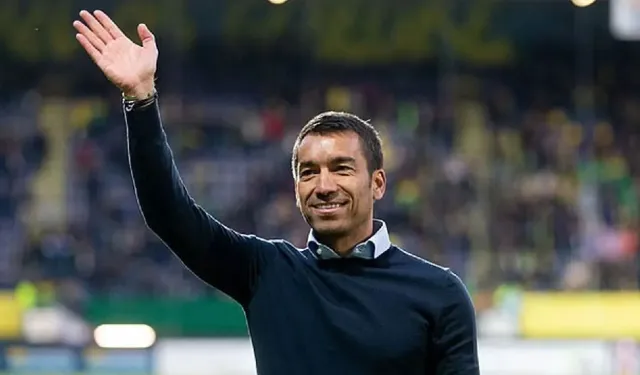 Van Bronckhorst’tan mesaj: "Beşiktaş’a geliyorum"