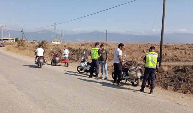 Gaziantep'te jandarmadan motosiklet sürücülerine denetim