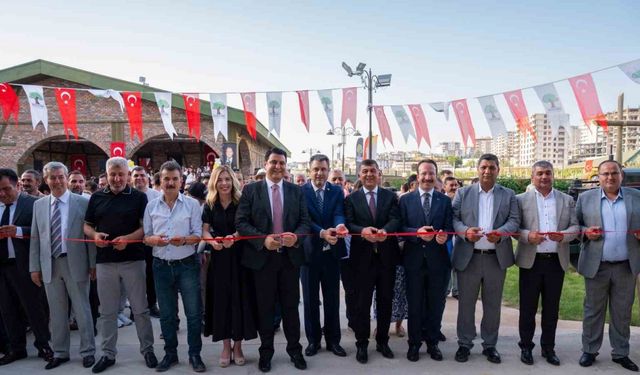 Agro park’ın açılışını Başkan Yılmaz ile Fadıloğlu birlikte yaptı