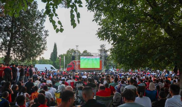 Büyükşehir çeyrek final yolunda millilerin yanında